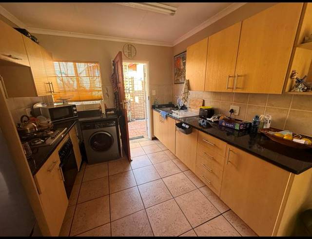2 BEDROOM TOWNHOUSE FOR SALE IN THE REEDS